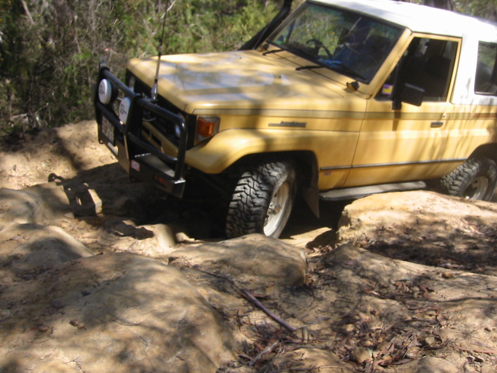Come'en 'round the mountain
